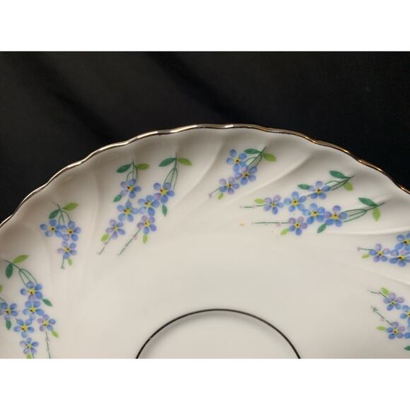 Royal Tettau “Forget Me Not” Porcelain 6” Saucer (Germany) 1950s - Picture 4 of 5